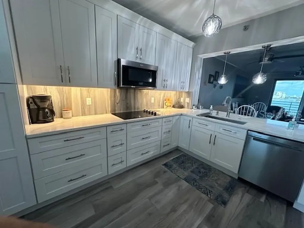 7932 Sailboat Key Boulevard S South Pasadena FL 33707