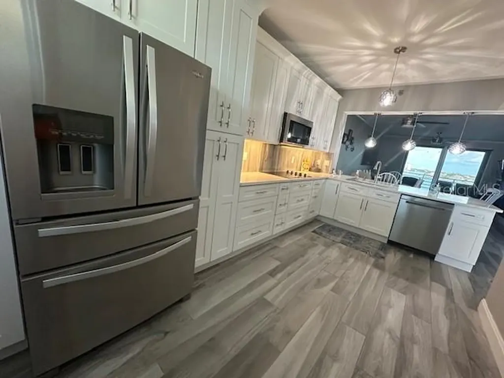 7932 Sailboat Key Boulevard S South Pasadena FL 33707