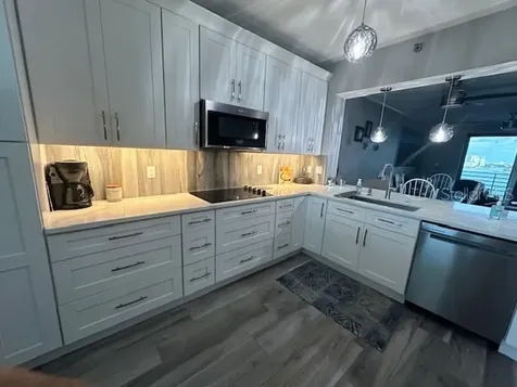 7932 Sailboat Key Boulevard S South Pasadena FL 33707