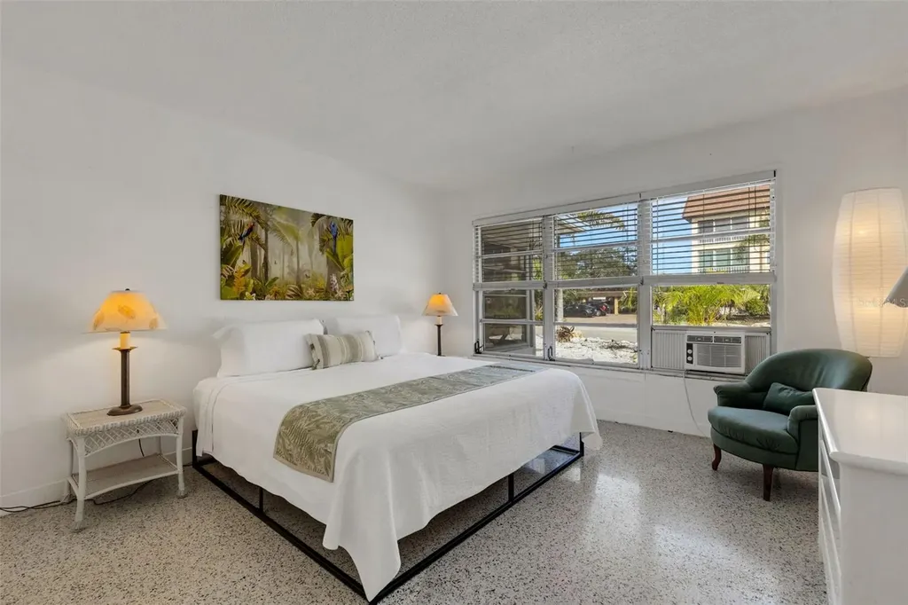 533 Granada Avenue Venice FL 34285