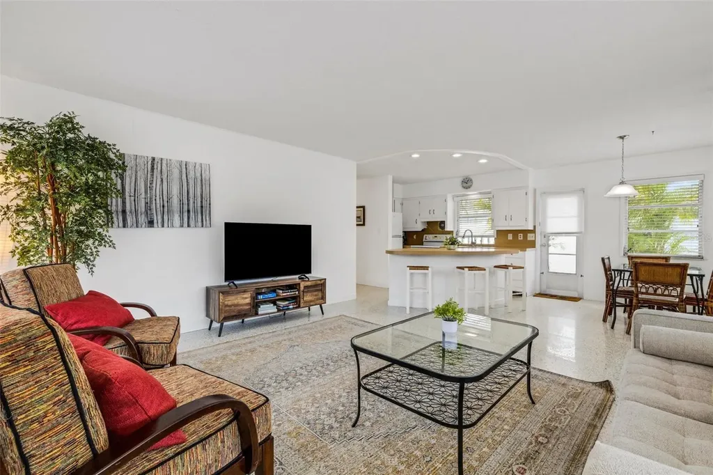 533 Granada Avenue Venice FL 34285