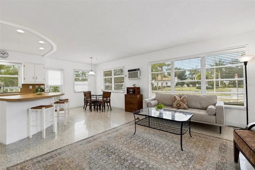 533 Granada Avenue Venice FL 34285