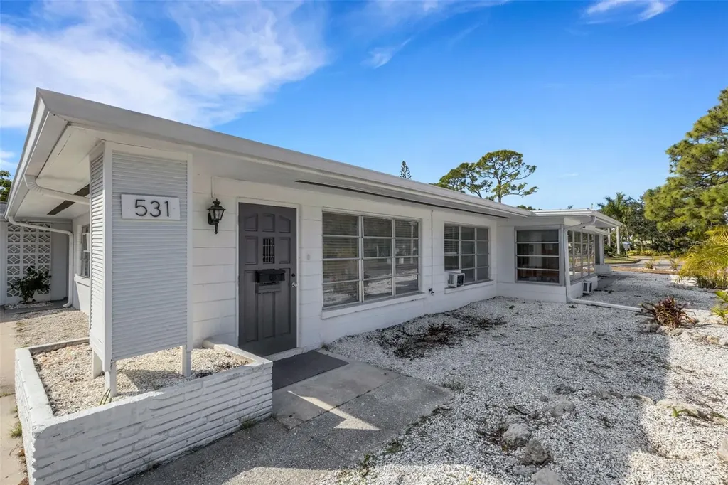 533 Granada Avenue Venice FL 34285