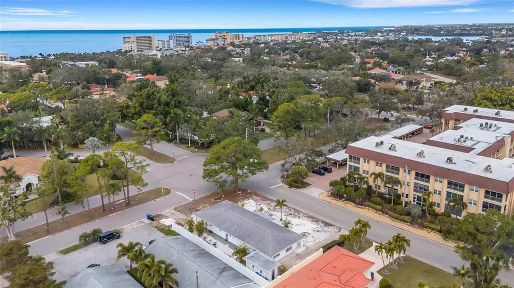 533 Granada Avenue Venice FL 34285