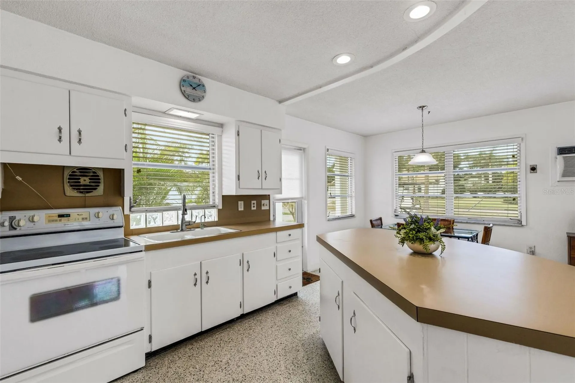 533 Granada Avenue Venice FL 34285