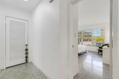 533 Granada Avenue Venice FL 34285