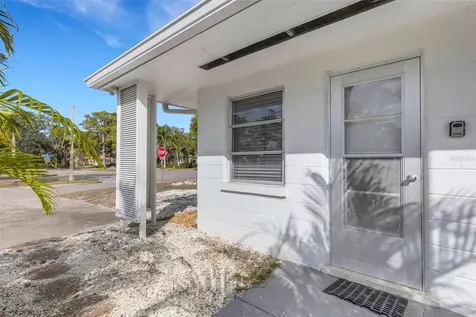 533 Granada Avenue Venice FL 34285