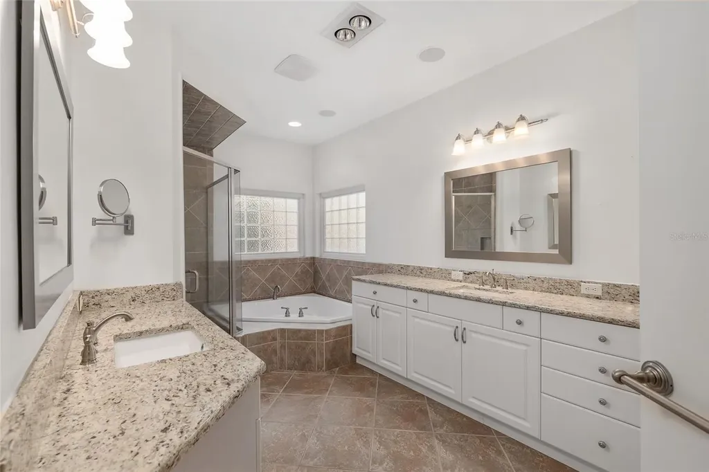 9601 NW 62nd Lane Gainesville FL 32653