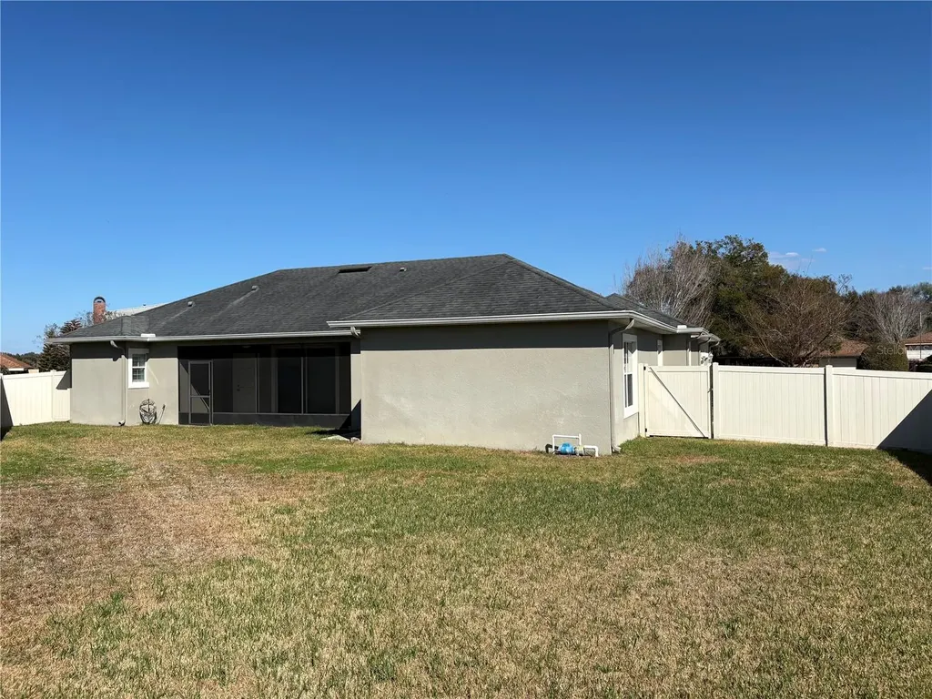 2118 Edgewater Circle Winter Haven FL 33880