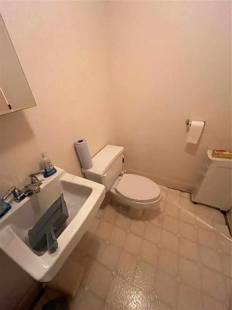 303 Scenic Highway N Lake Wales FL 33853