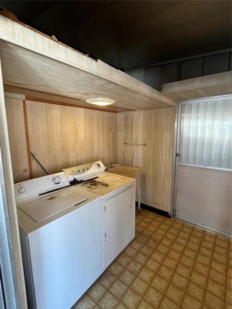 807 Jolanda Circle Venice FL 34285