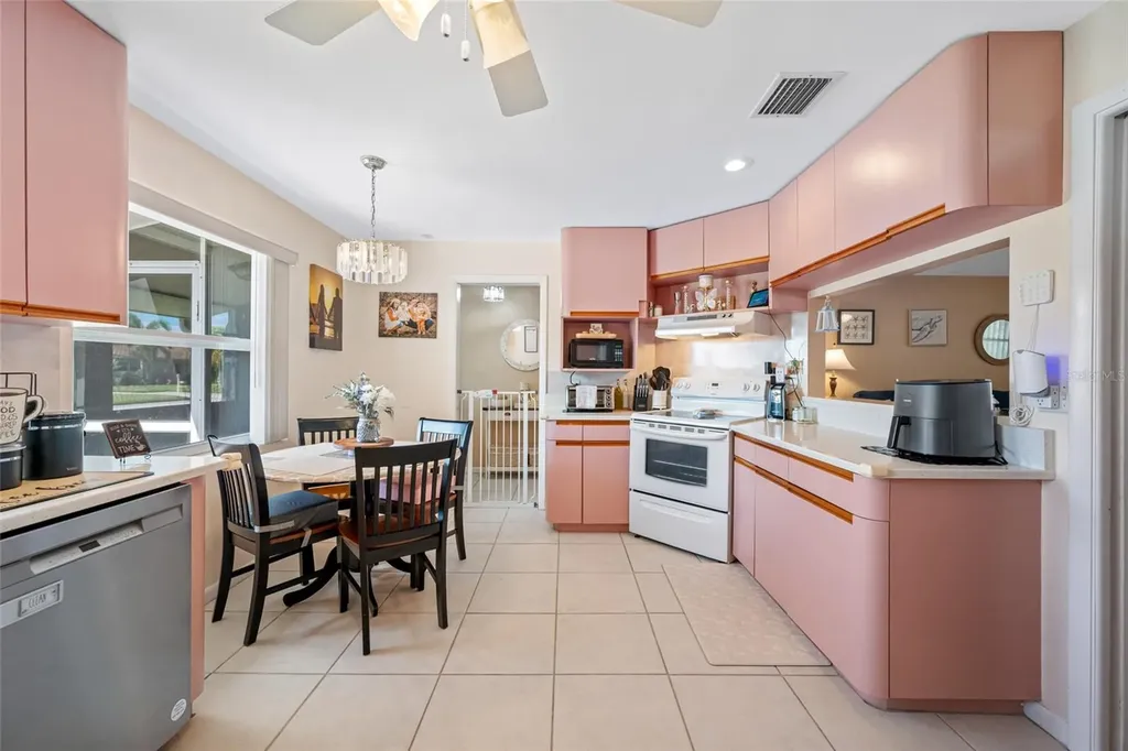 14095 Chamberlain Avenue Largo FL 33774