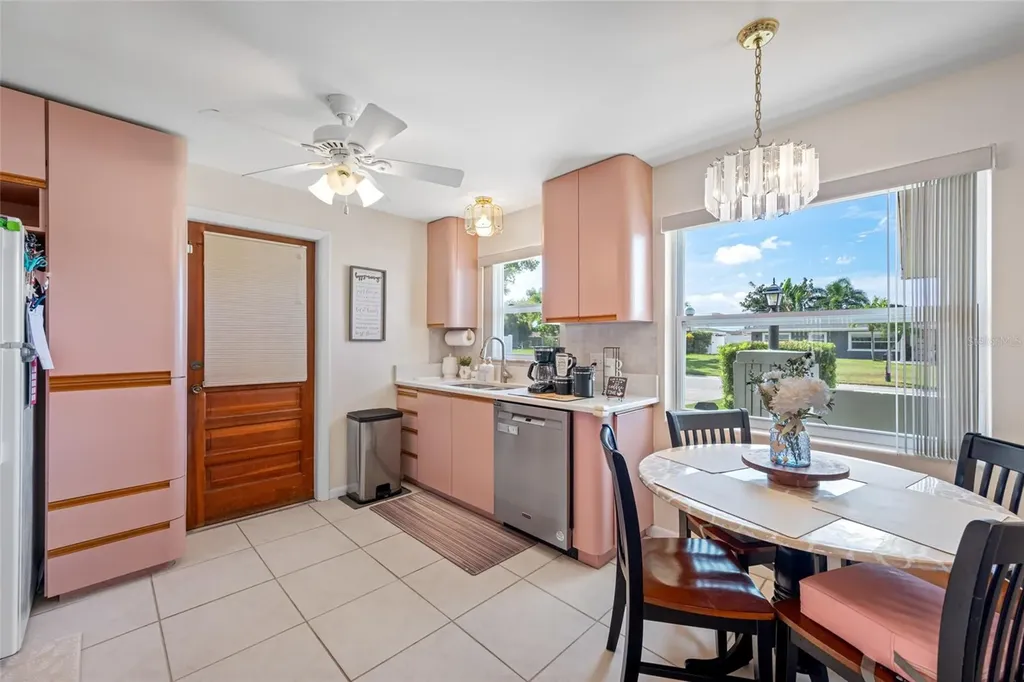 14095 Chamberlain Avenue Largo FL 33774