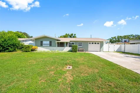 14095 Chamberlain Avenue Largo FL 33774