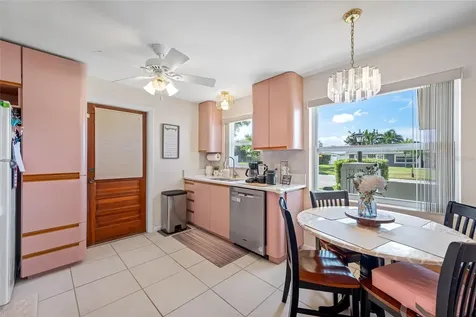 14095 Chamberlain Avenue Largo FL 33774