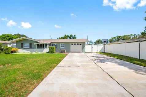 14095 Chamberlain Avenue Largo FL 33774