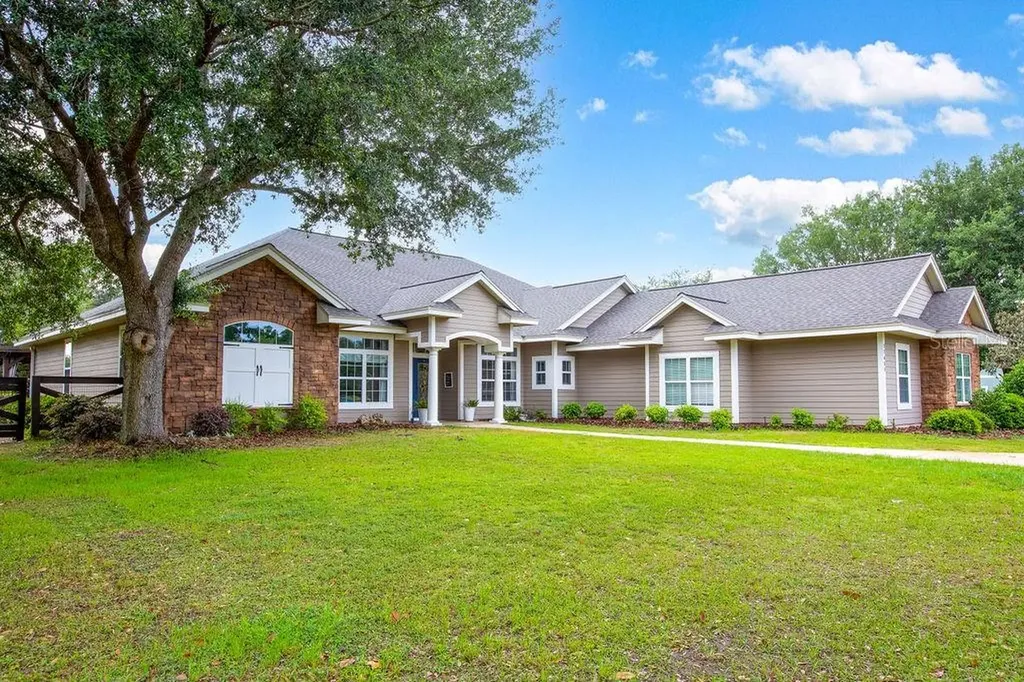 17651 NW 256th Street High Springs FL 32643