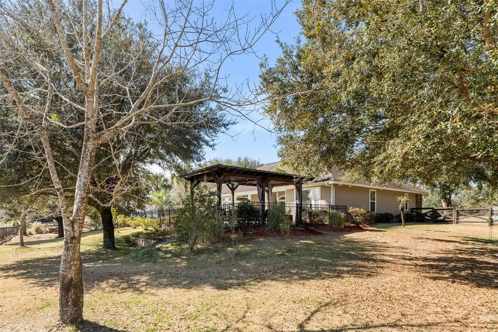 17651 NW 256th Street High Springs FL 32643