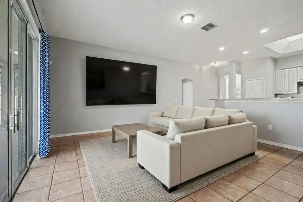 2716 Wortham Lane Kissimmee FL 34744