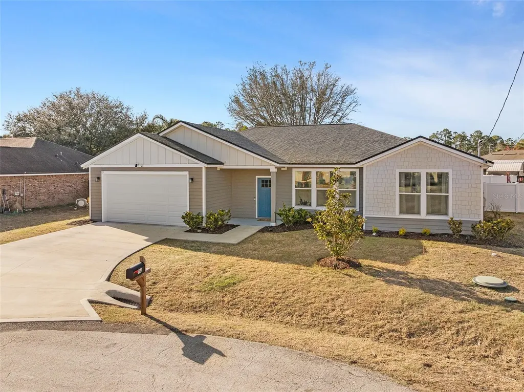 13 Lemay Place Palm Coast FL 32137