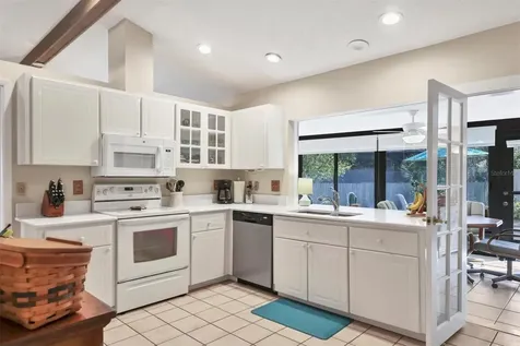 5603 Creekwood Drive Sarasota FL 34233