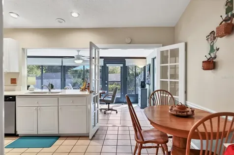5603 Creekwood Drive Sarasota FL 34233