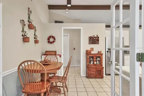 5603 Creekwood Drive Sarasota FL 34233