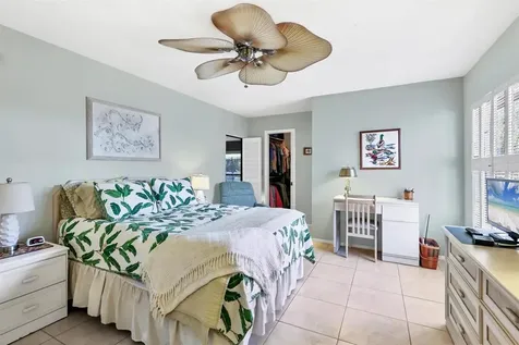 5603 Creekwood Drive Sarasota FL 34233