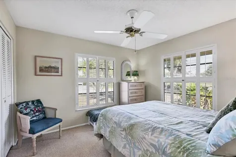 5603 Creekwood Drive Sarasota FL 34233