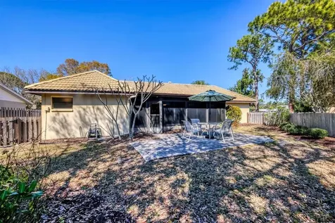 5603 Creekwood Drive Sarasota FL 34233