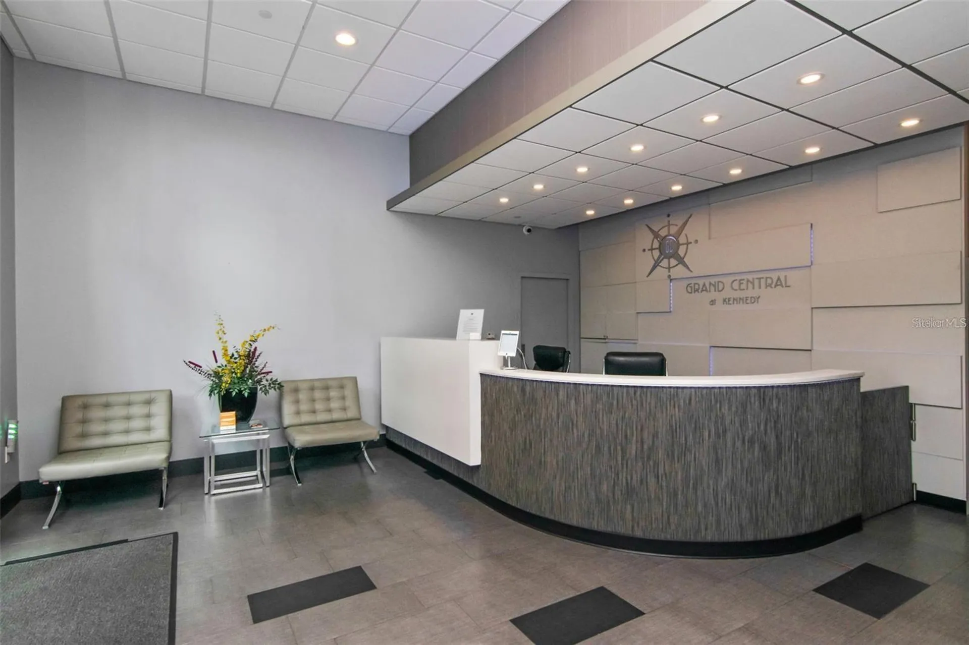 1208 E Kennedy Boulevard Tampa FL 33602