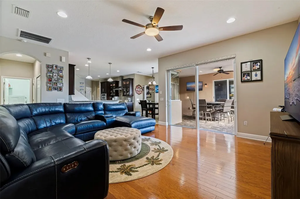 5844 95th Avenue N Pinellas Park FL 33782