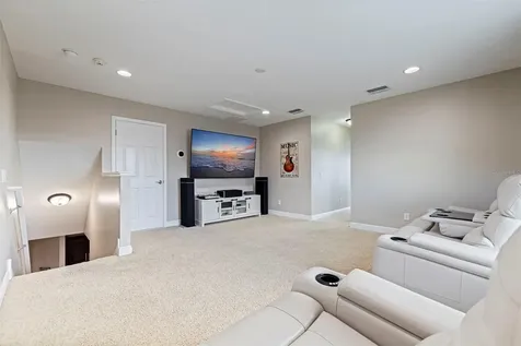 5844 95th Avenue N Pinellas Park FL 33782