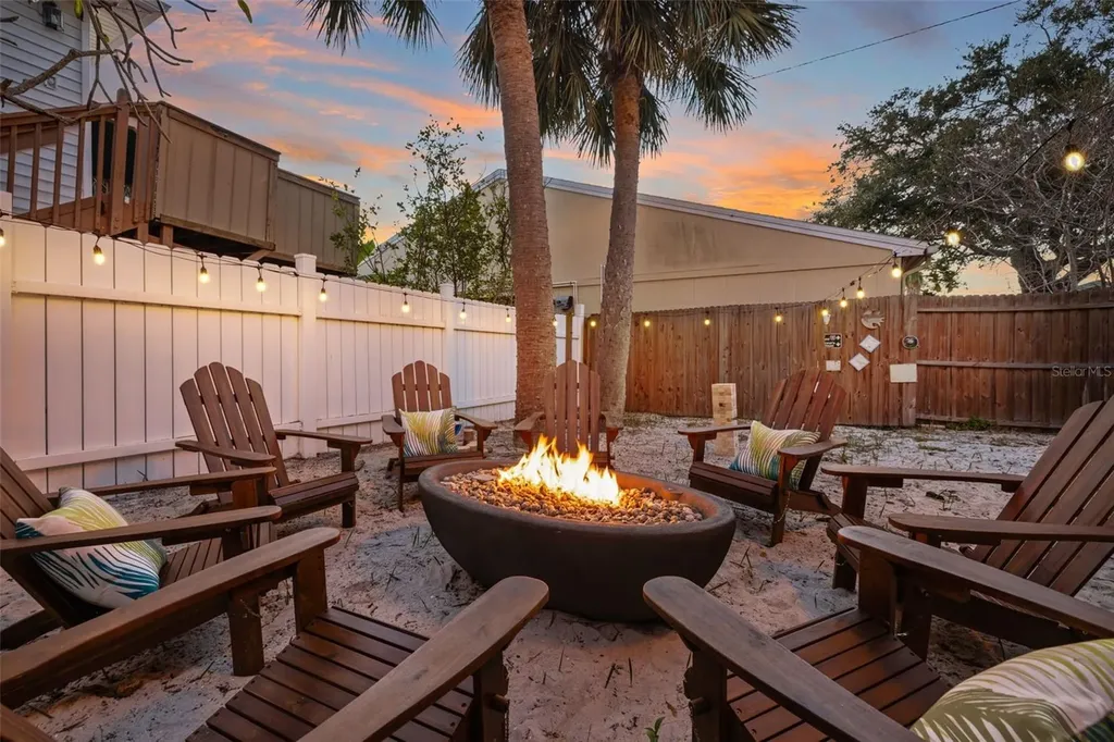 2302 Bay Boulevard Indian Rocks Beach FL 33785