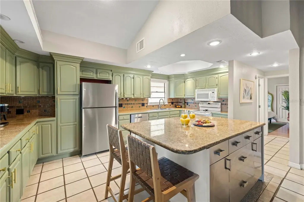 2302 Bay Boulevard Indian Rocks Beach FL 33785