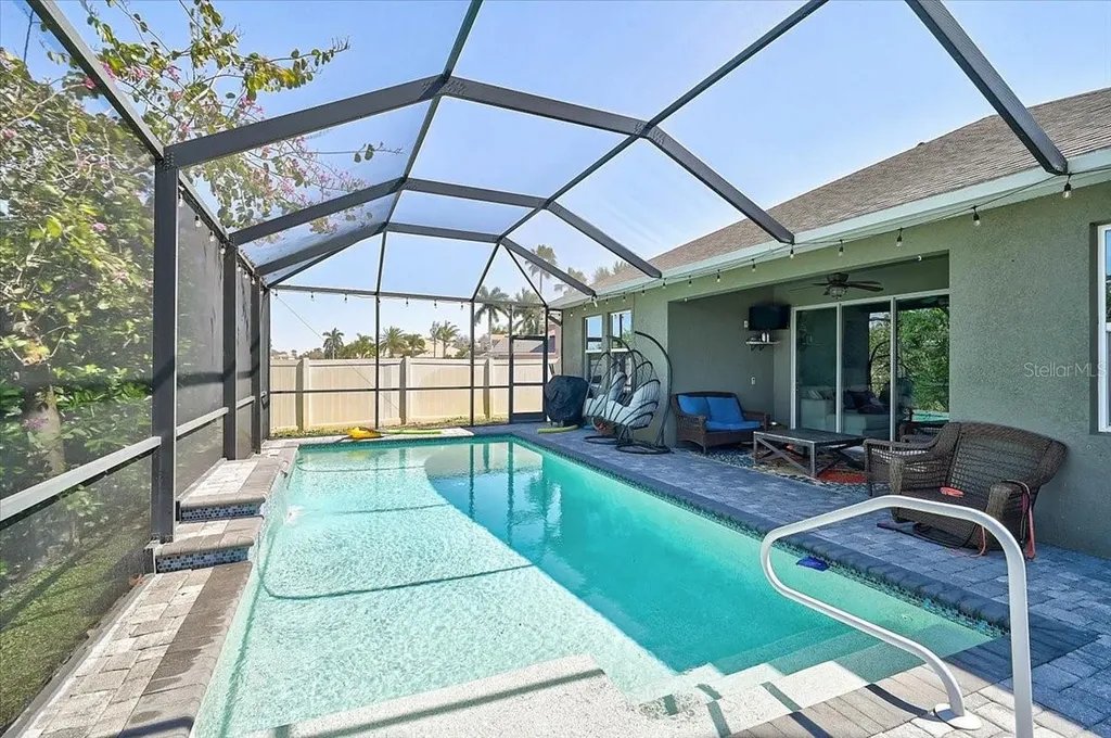7431 Aguila Drive Sarasota FL 34240