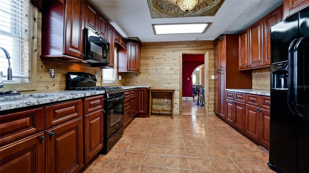 714 29th Street W Bradenton FL 34205
