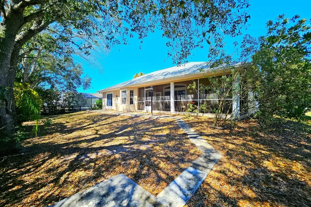 1440 Graham Circle Lehigh Acres FL 33936