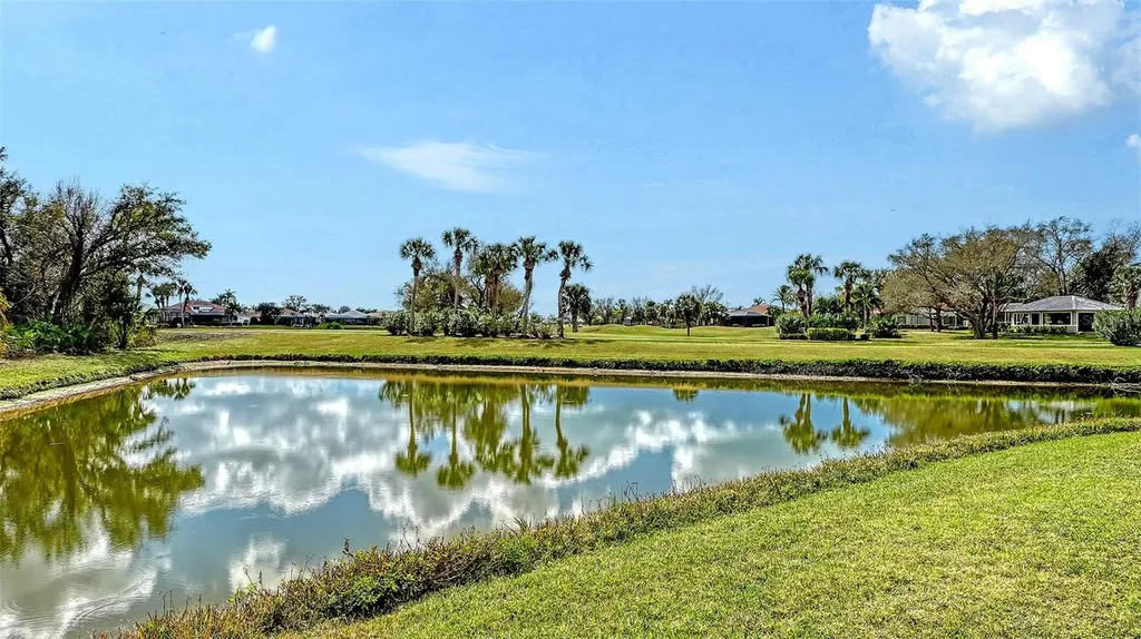 364 Swallow Circle Venice FL 34285