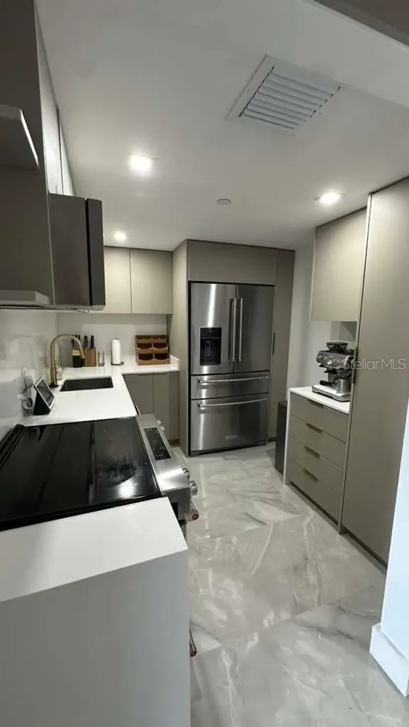 20505 E Country Club Drive Miami FL 33180