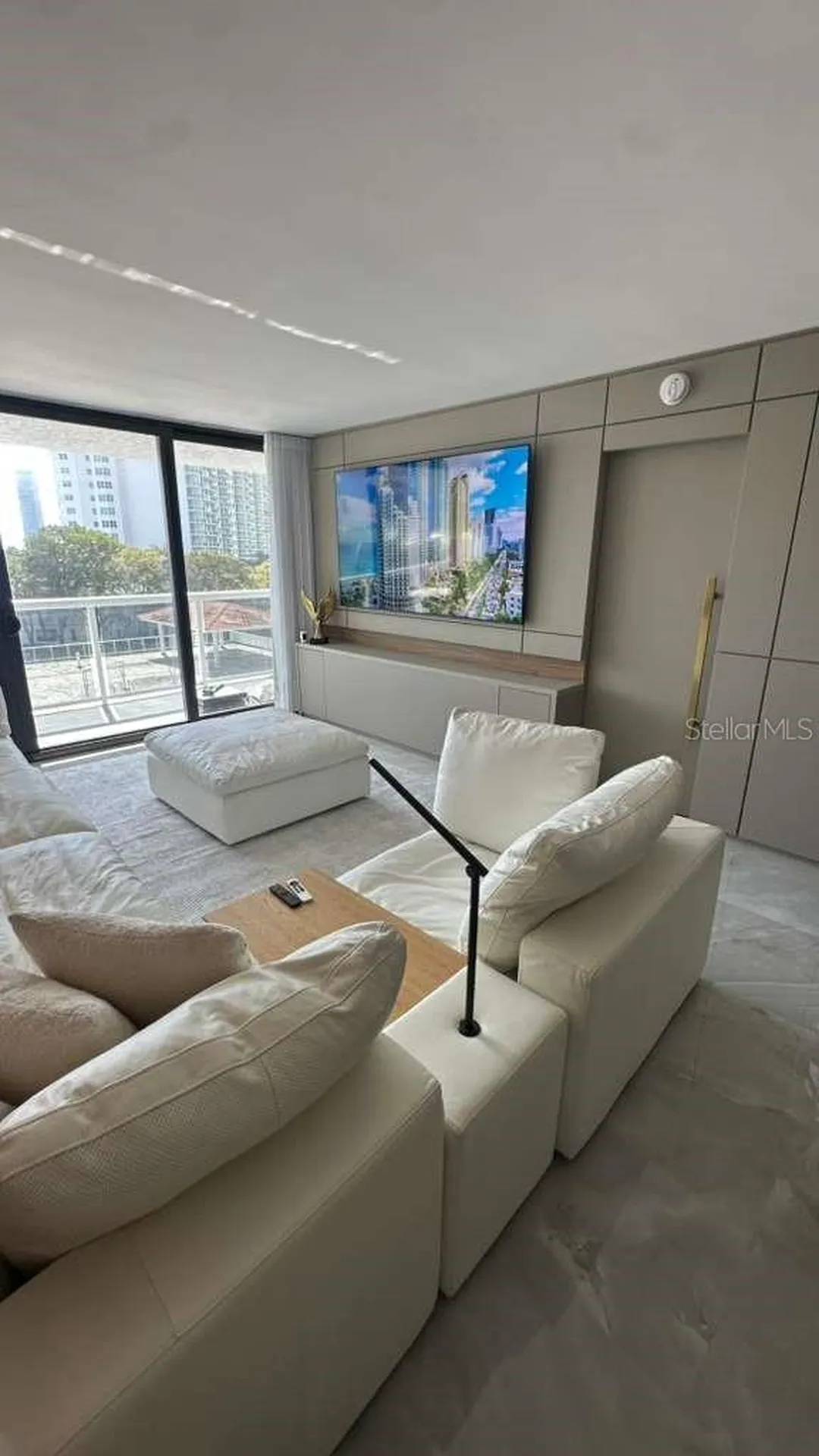 20505 E Country Club Drive Miami FL 33180