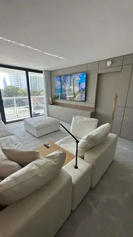 20505 E Country Club Drive Miami FL 33180