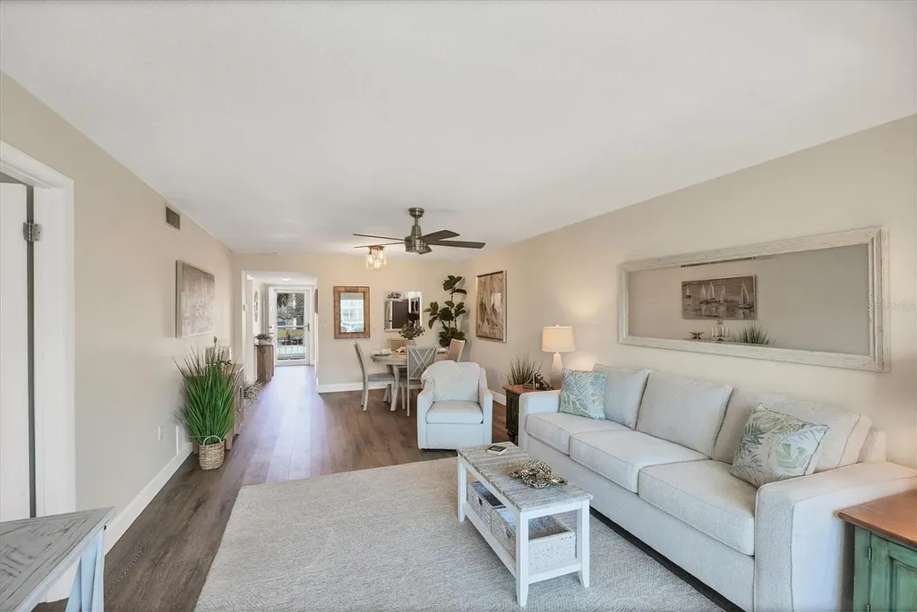 210 Santa Maria Street Venice FL 34285