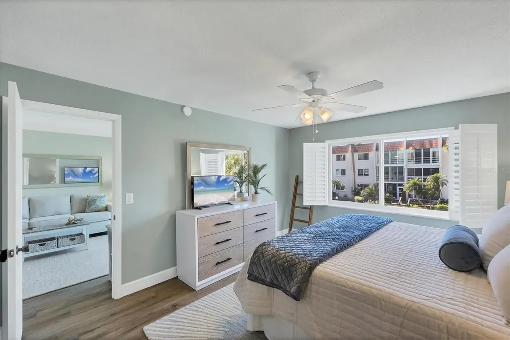 210 Santa Maria Street Venice FL 34285