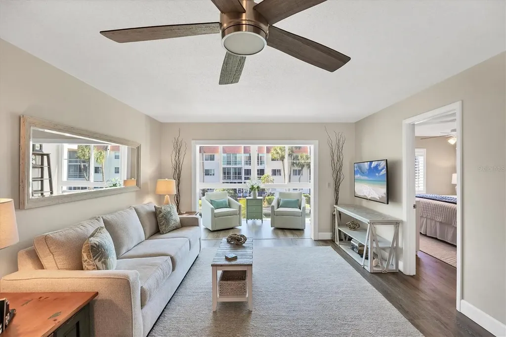 210 Santa Maria Street Venice FL 34285