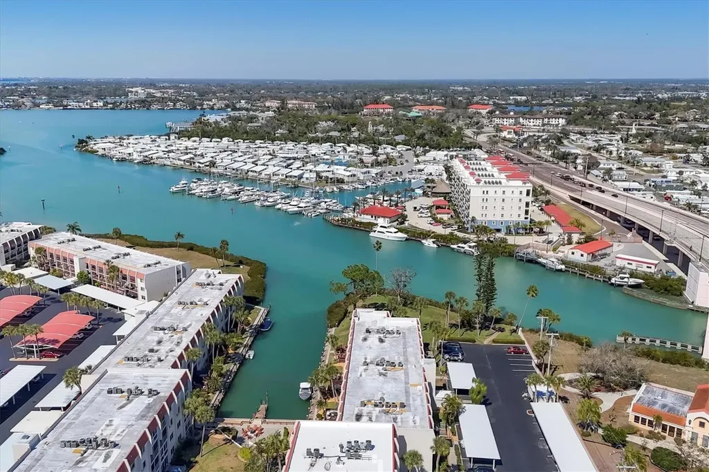 210 Santa Maria Street Venice FL 34285