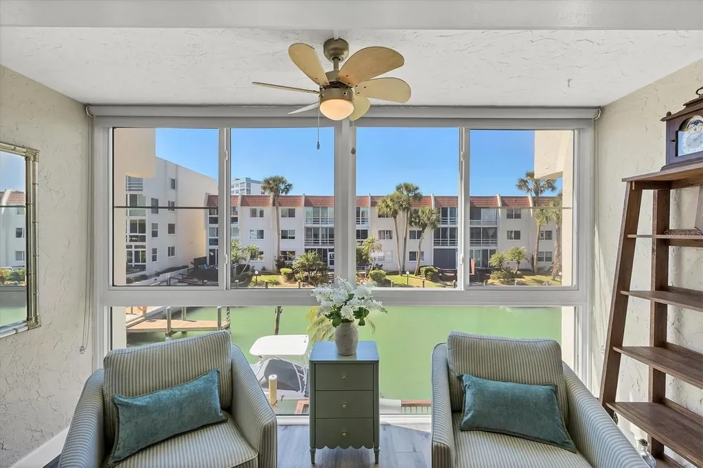 210 Santa Maria Street Venice FL 34285