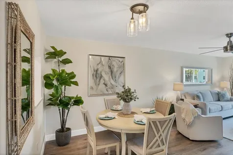 210 Santa Maria Street Venice FL 34285