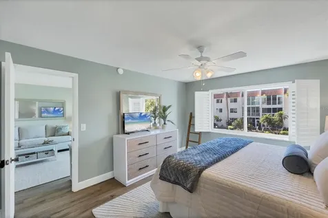 210 Santa Maria Street Venice FL 34285
