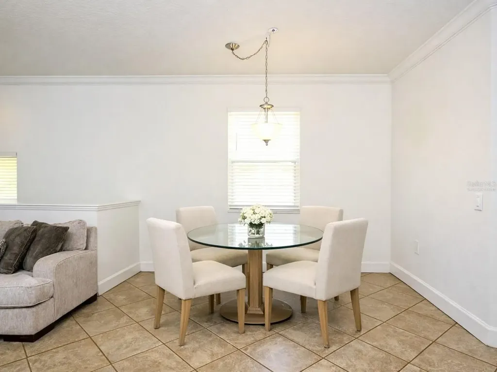 7919 Limestone Lane Sarasota FL 34233